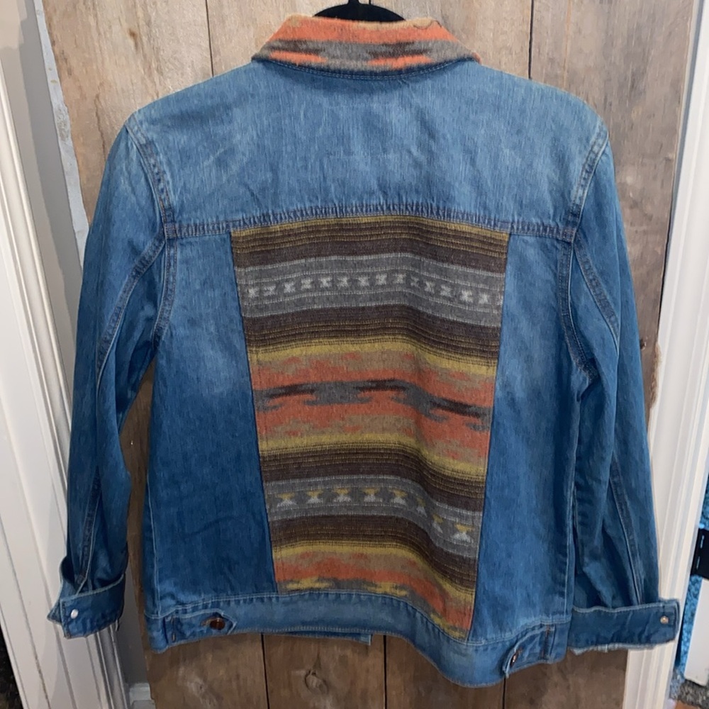 Natural Issue Denim Jacket with Multicolor Collar EXCELLENT